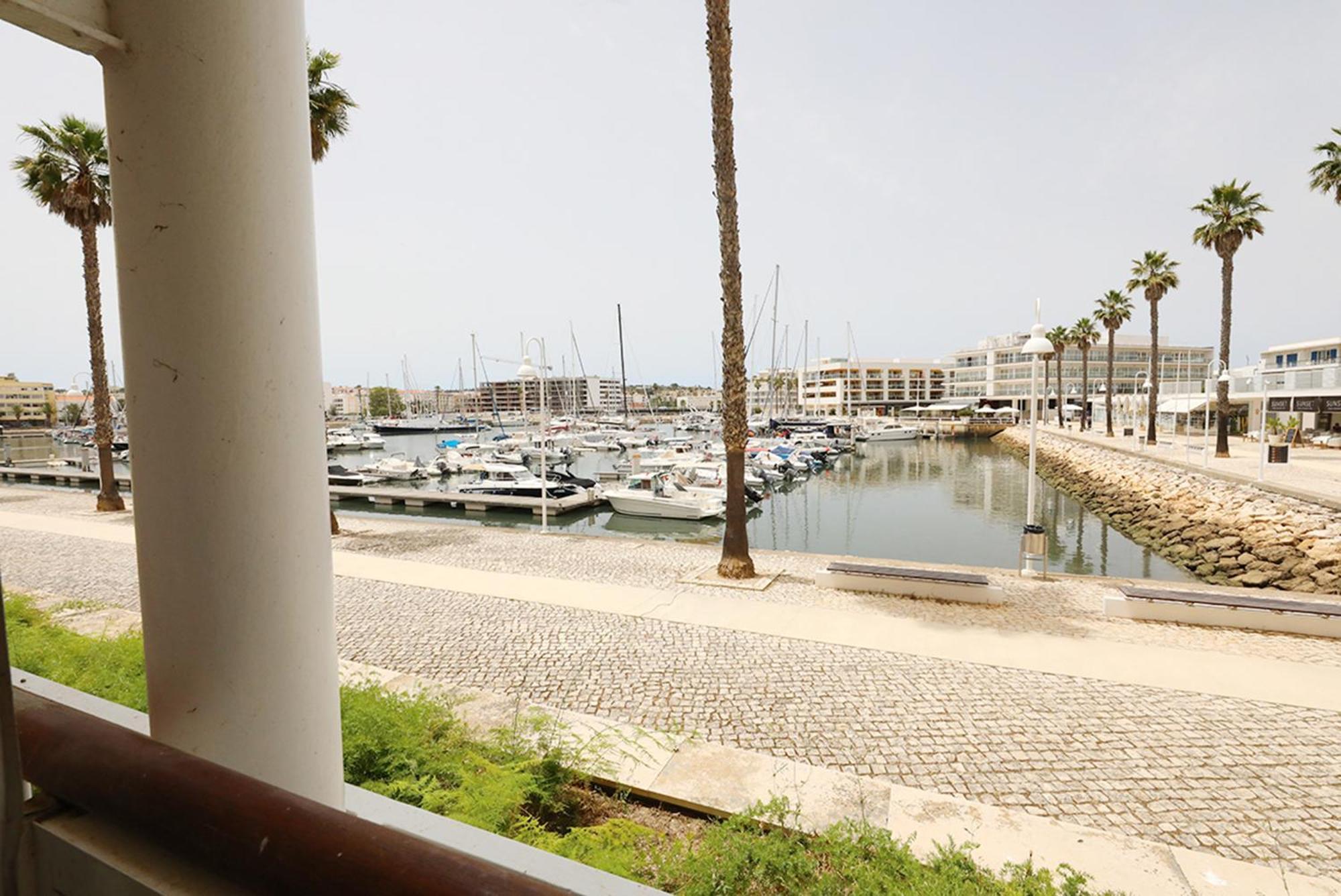 A65 - Marina Moor Apartment In Lagos Bagian luar foto